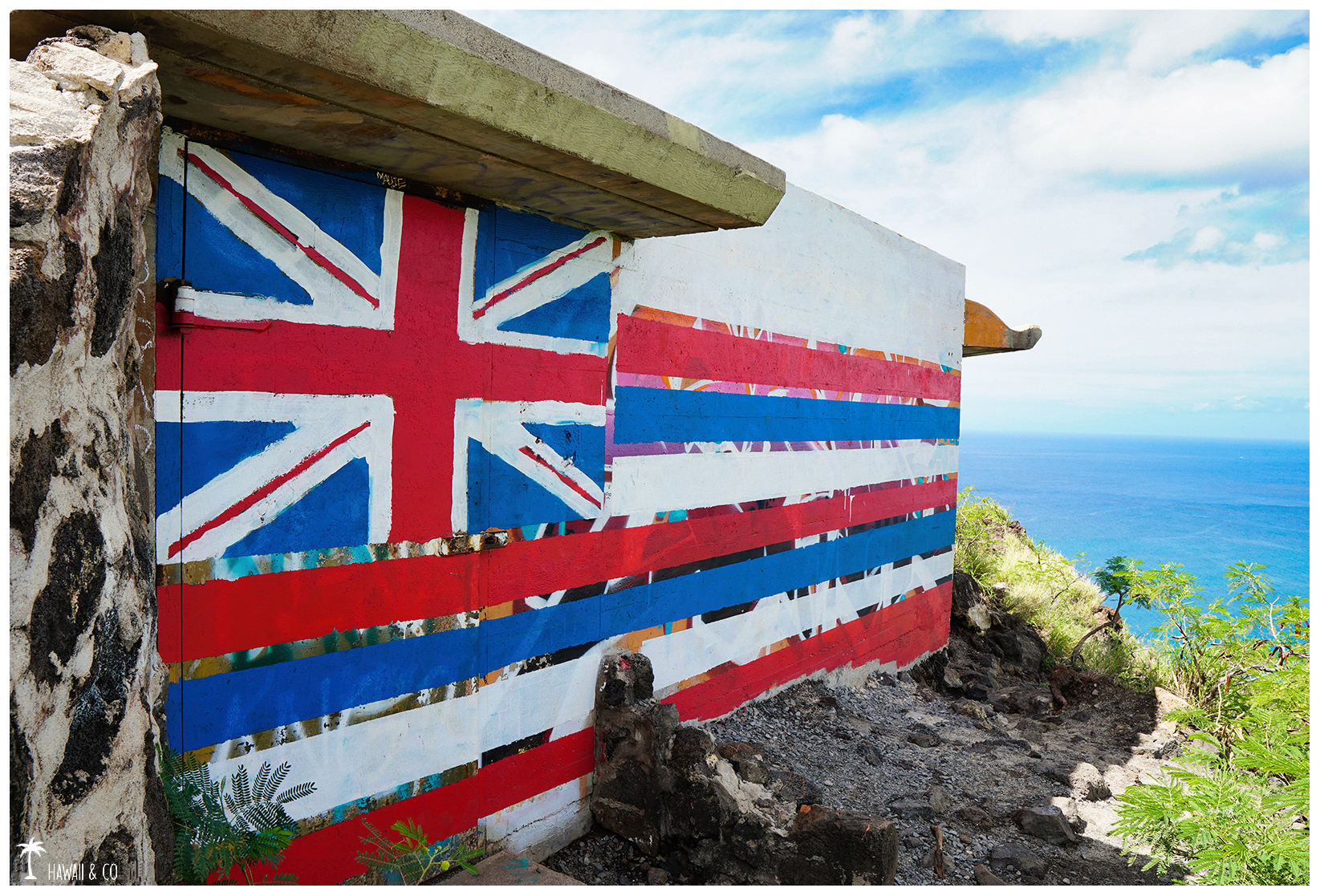 Hawaii and Co Pink Pillbox Hike Oahu