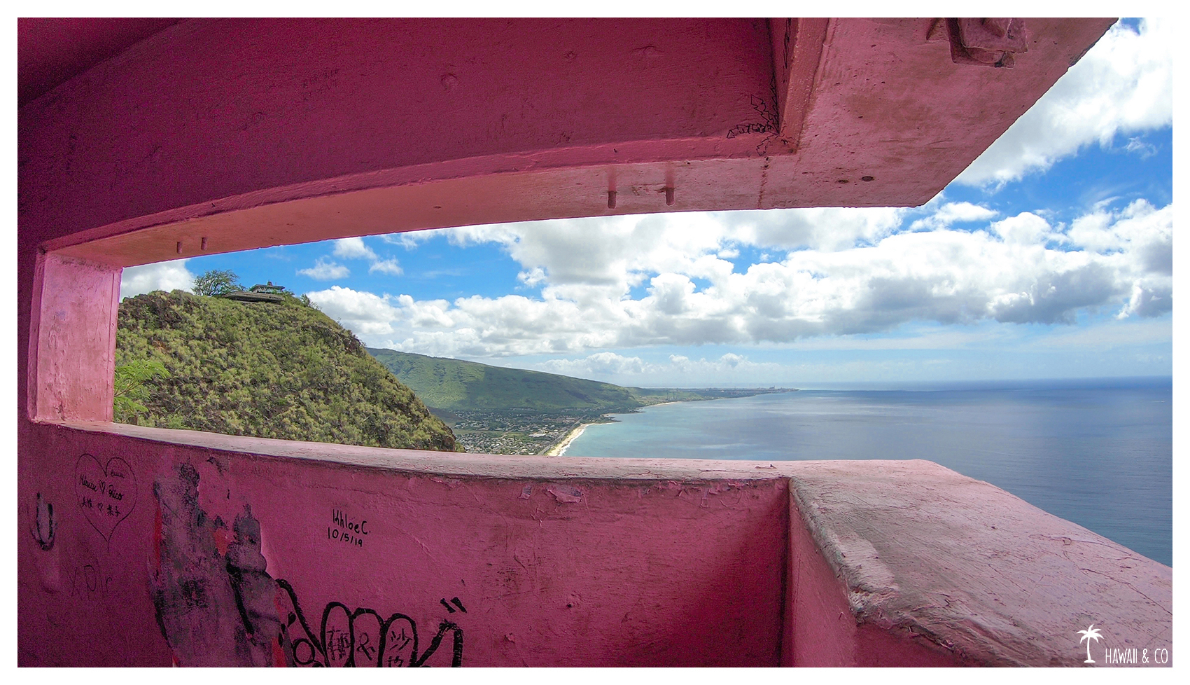 Hawaii and Co Pink Pillbox Hike Oahu
